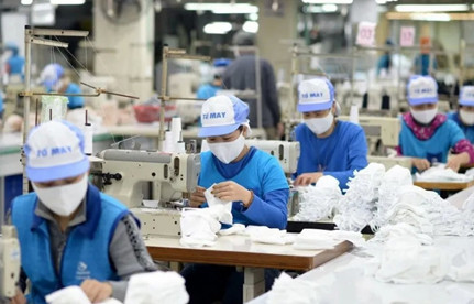 越南疫情失控！口岸拥堵，，，东南亚面临疫情大考 ！